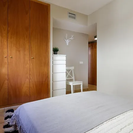 Lets Holidays New Close To The *